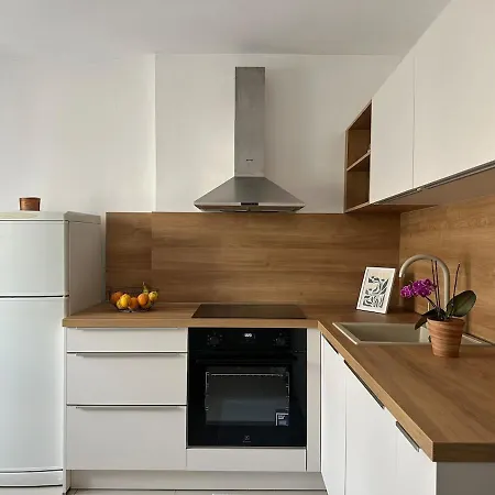 Apartamento Marta, Near The Center *